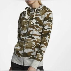 Nike Women's Camouflage Hoodie - Brown and Gray Sz. Small